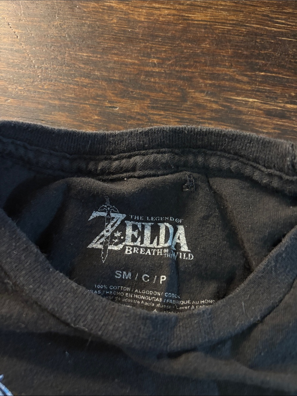 The Legend of Zelda Breath of the Wild Kids Black Graphic Tee - Picture 2 of 3